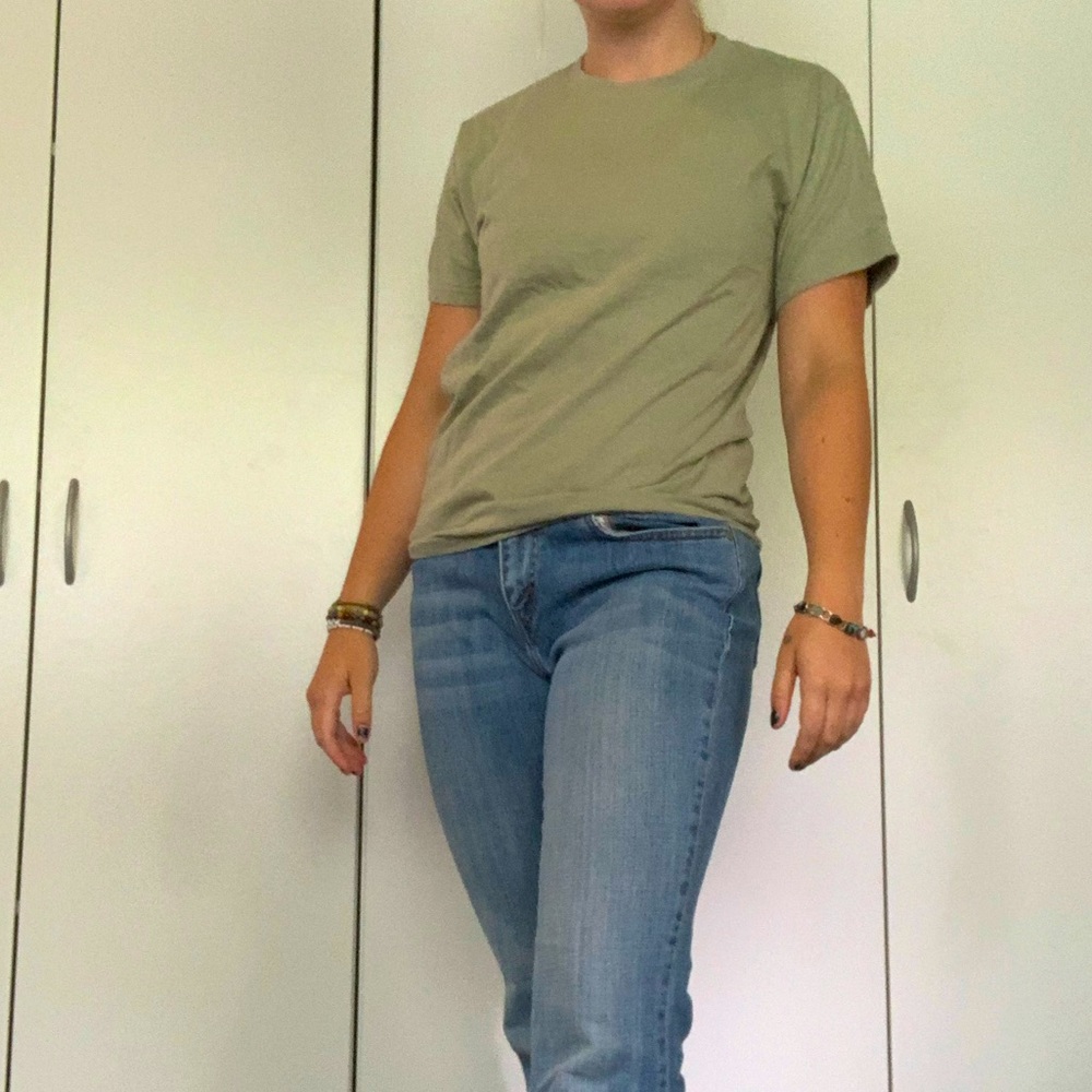 Plain Hanes T-shirt
